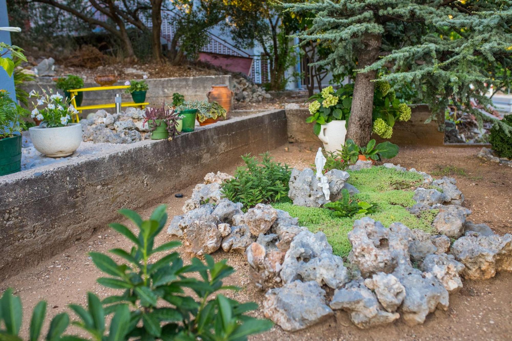 Apartment Mande Брист Екстер'єр фото