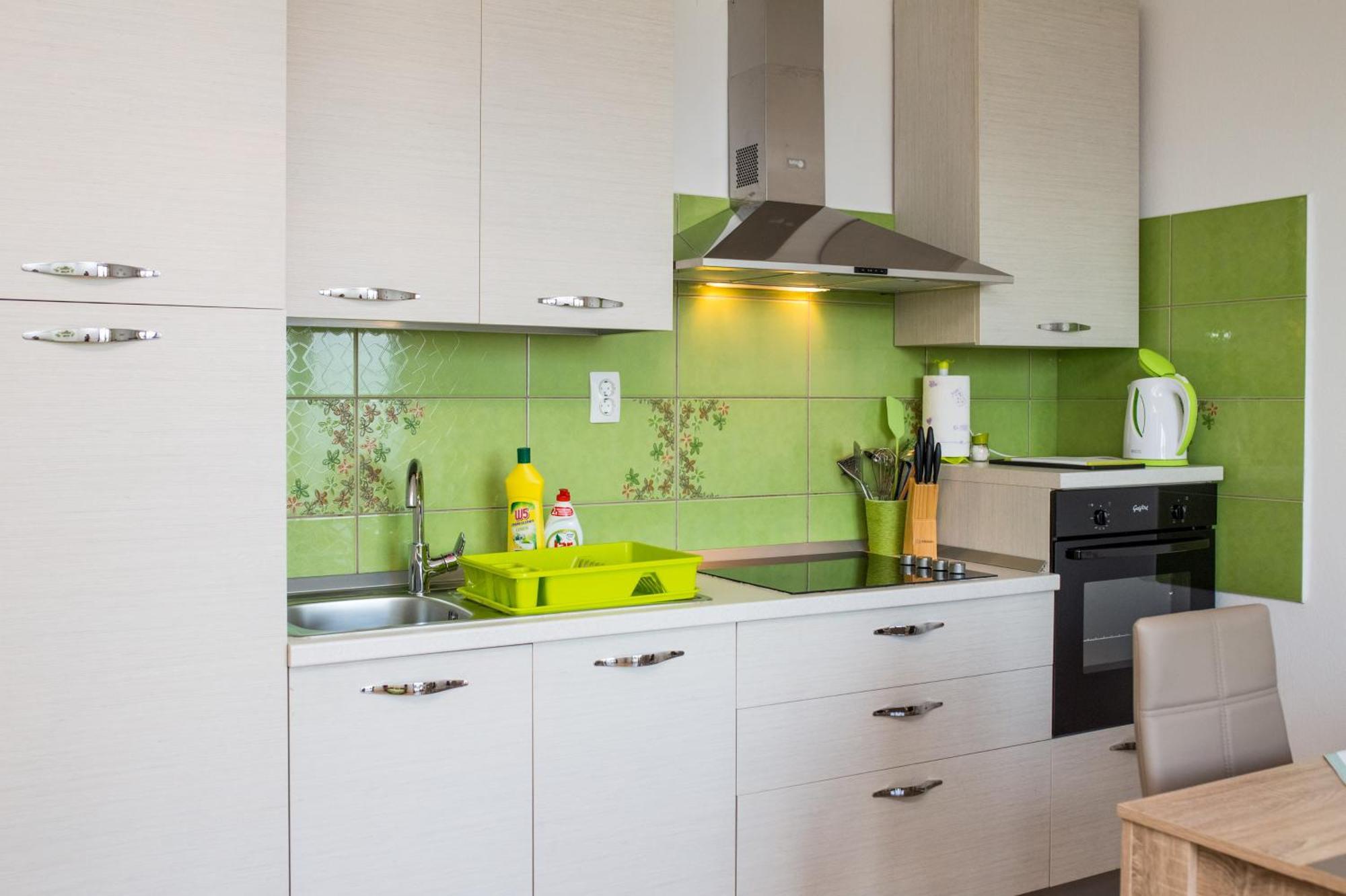 Apartment Mande Брист Екстер'єр фото