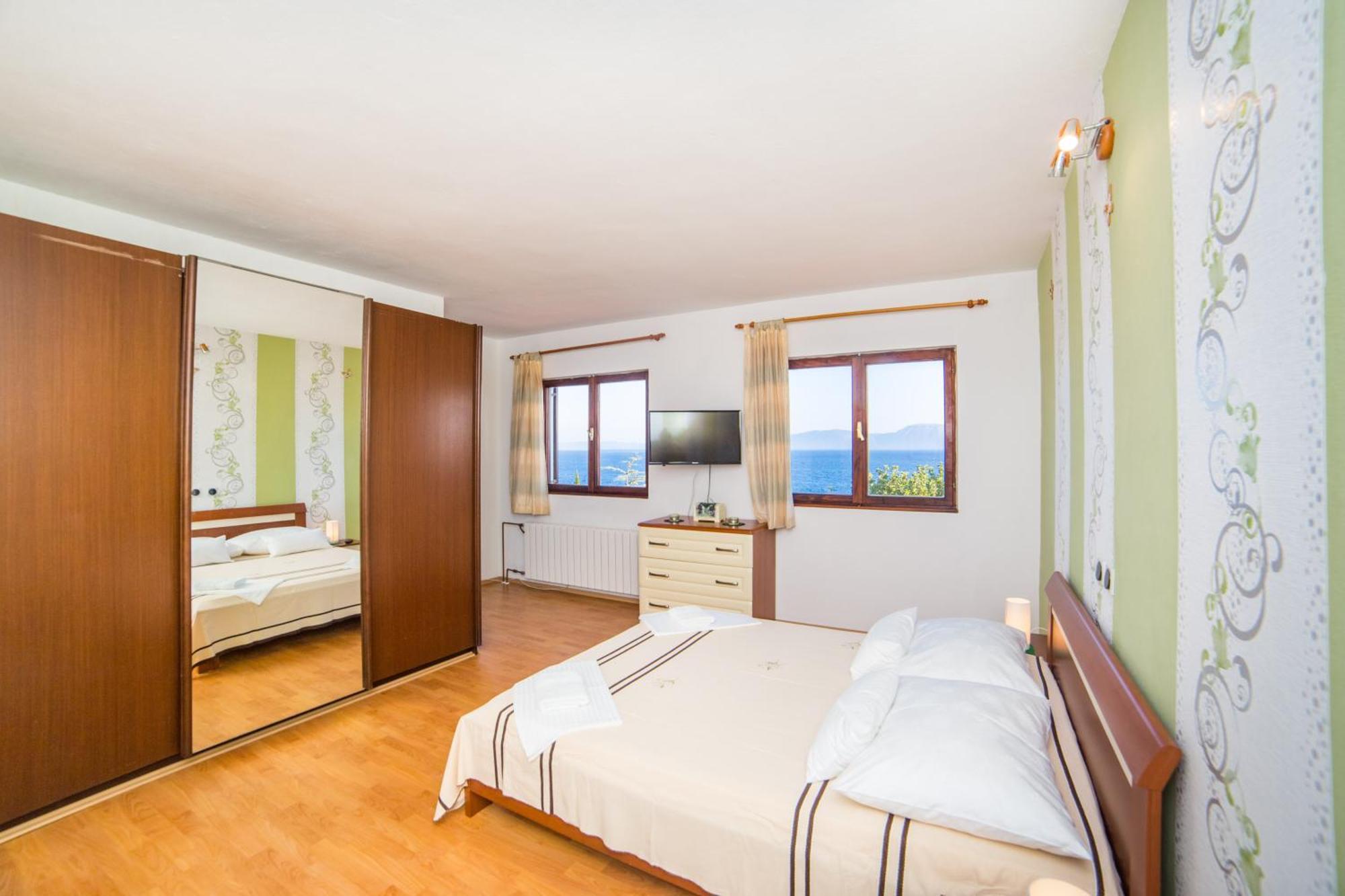 Apartment Mande Брист Екстер'єр фото
